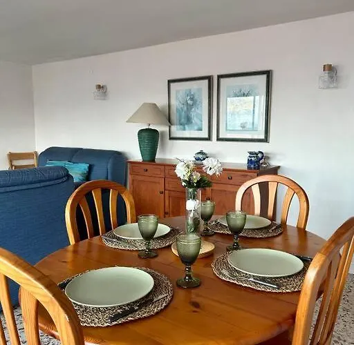 Junto A La Playa Bueu